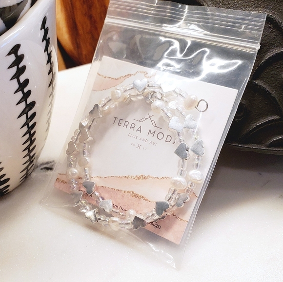 Terra Moda Pearl and Heart Wrap Bracelet - Picture 5 of 5